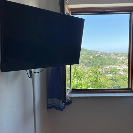 Bilocale Con Terrazza Vista Mare - Iside Apartment