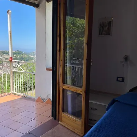Bilocale Con Terrazza Vista Mare - Iside Apartment Casamicciola Terme