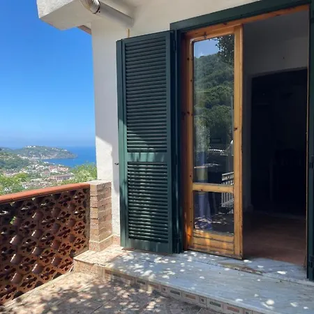 Bilocale Con Terrazza Vista Mare - Iside Casamicciola Terme